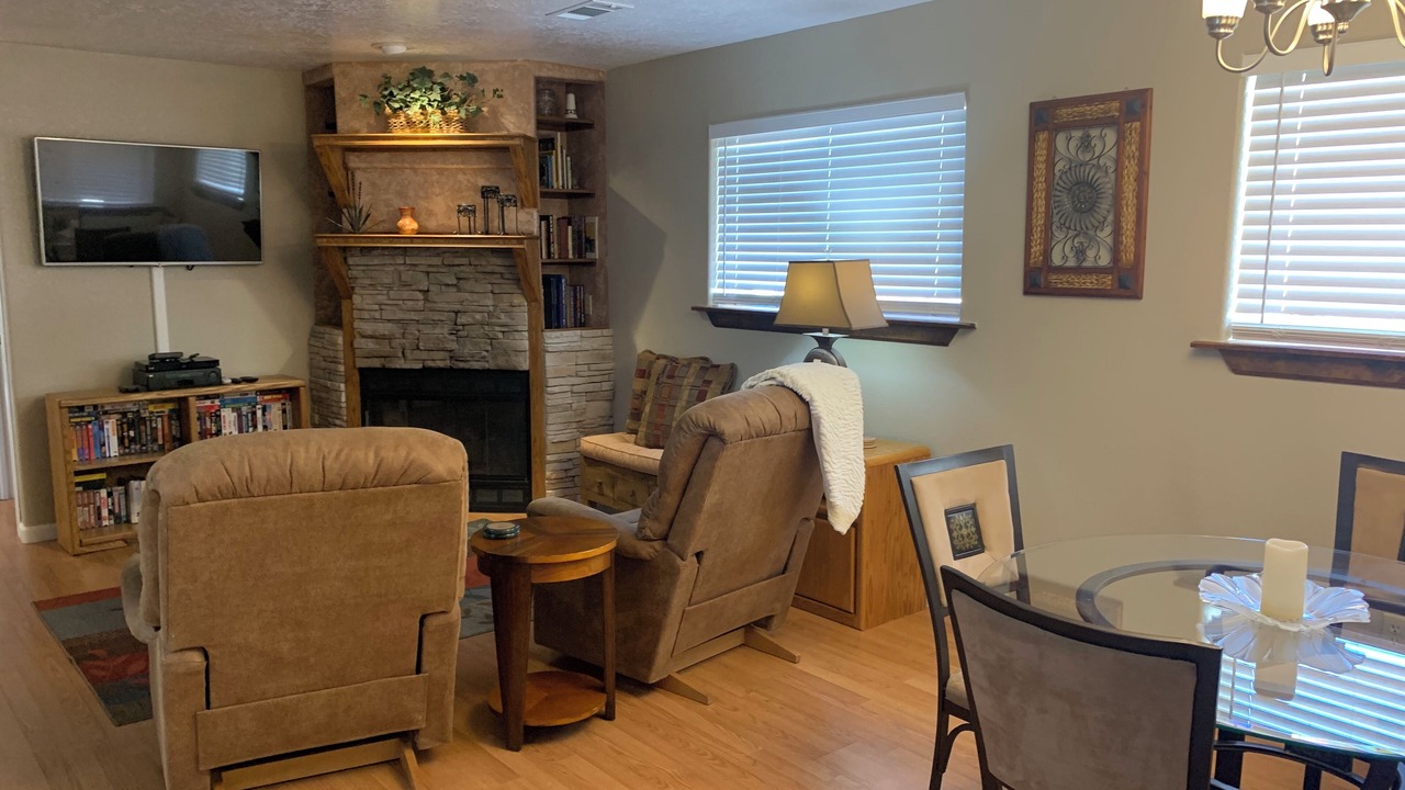 Photo of Livingroom in Northeast Heights