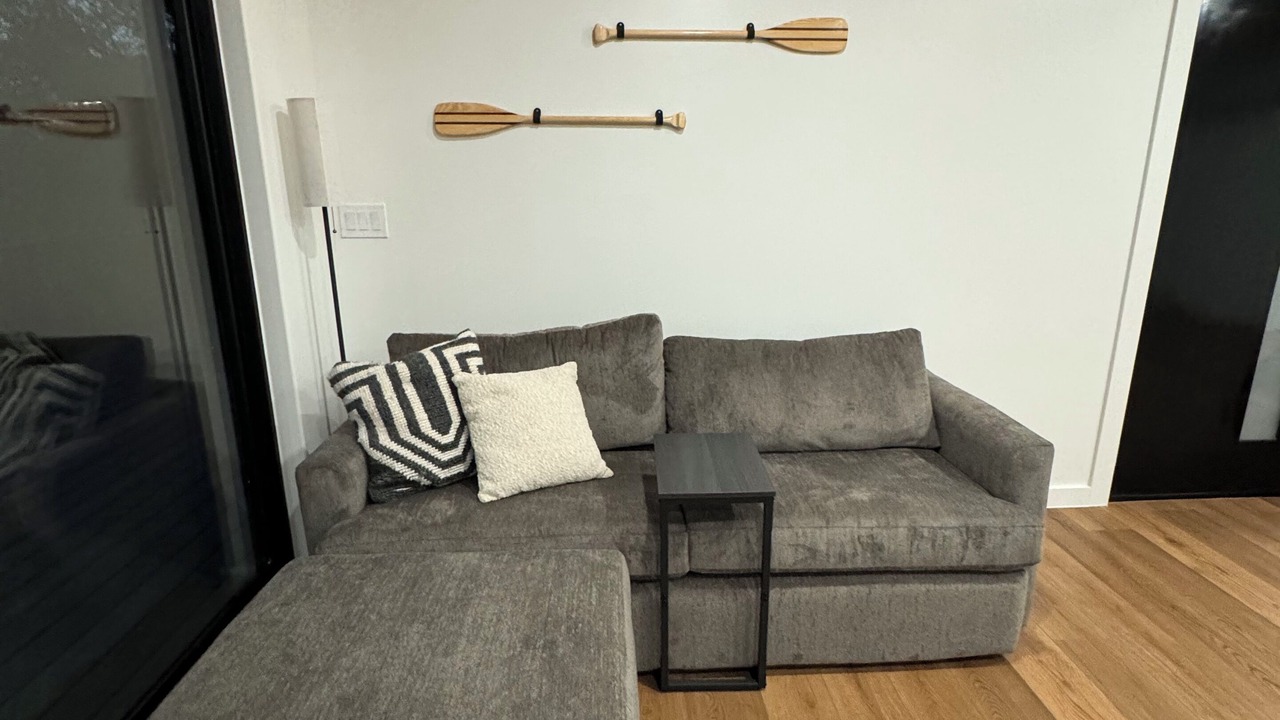 Photo of Livingroom in Cedar Creek