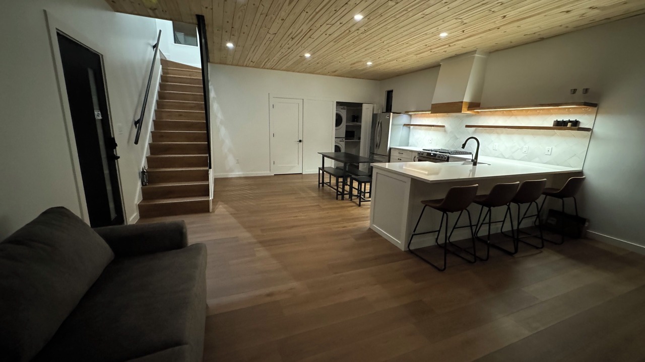 Photo of Livingroom in Cedar Creek