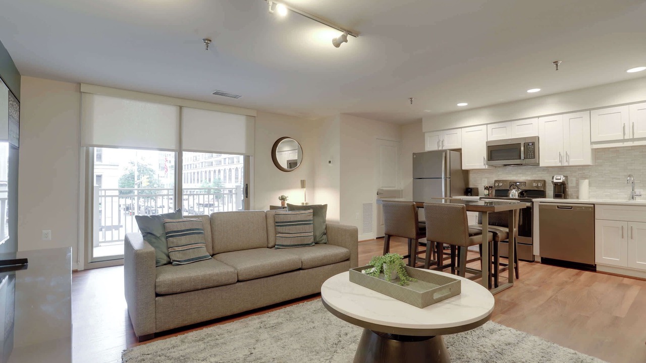 Photo of Livingroom in Ballston