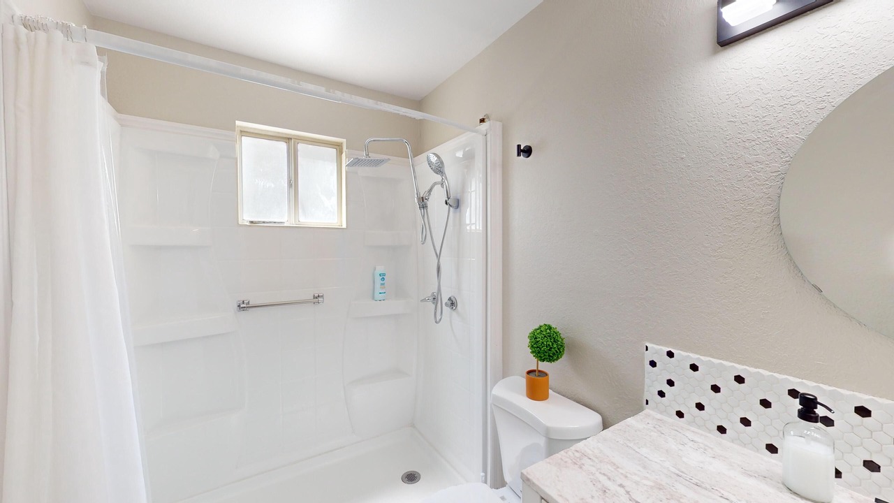 Photo of Bathroom in Albuquerque