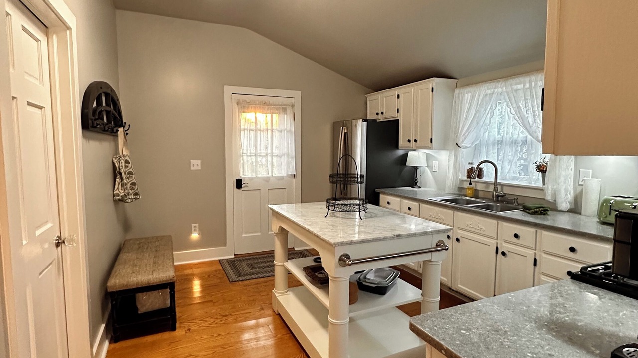 Photo of Kitchen in Dexter