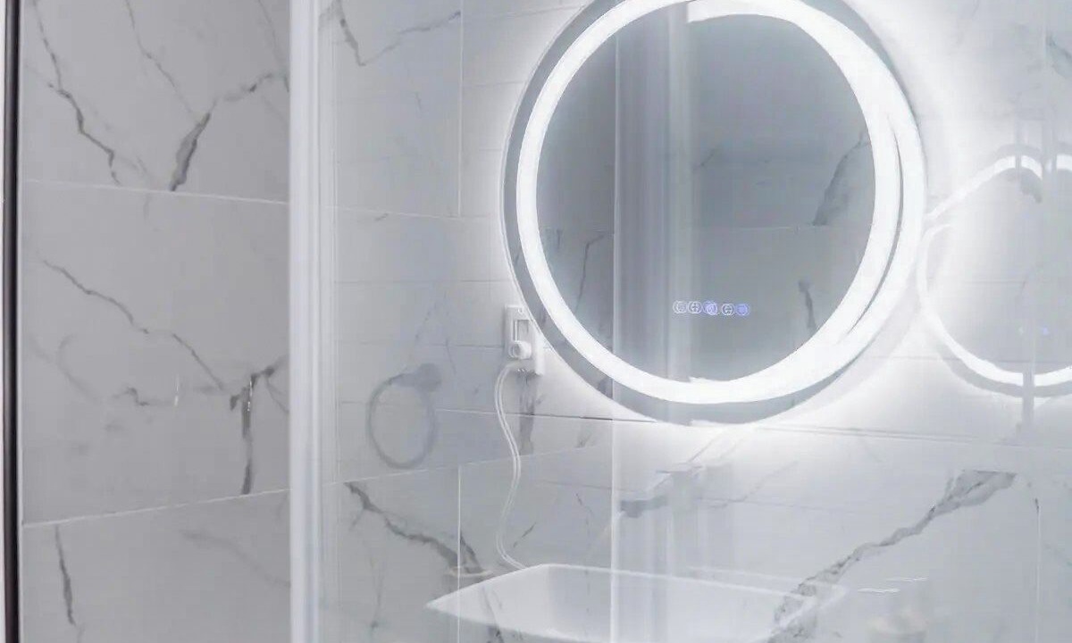 Photo of Bathroom in Sulphur Springs