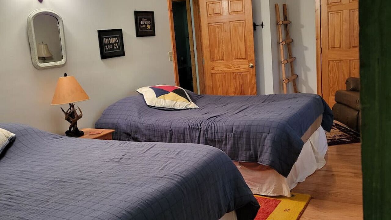 Photo of Bedroom in Alpine Lake
