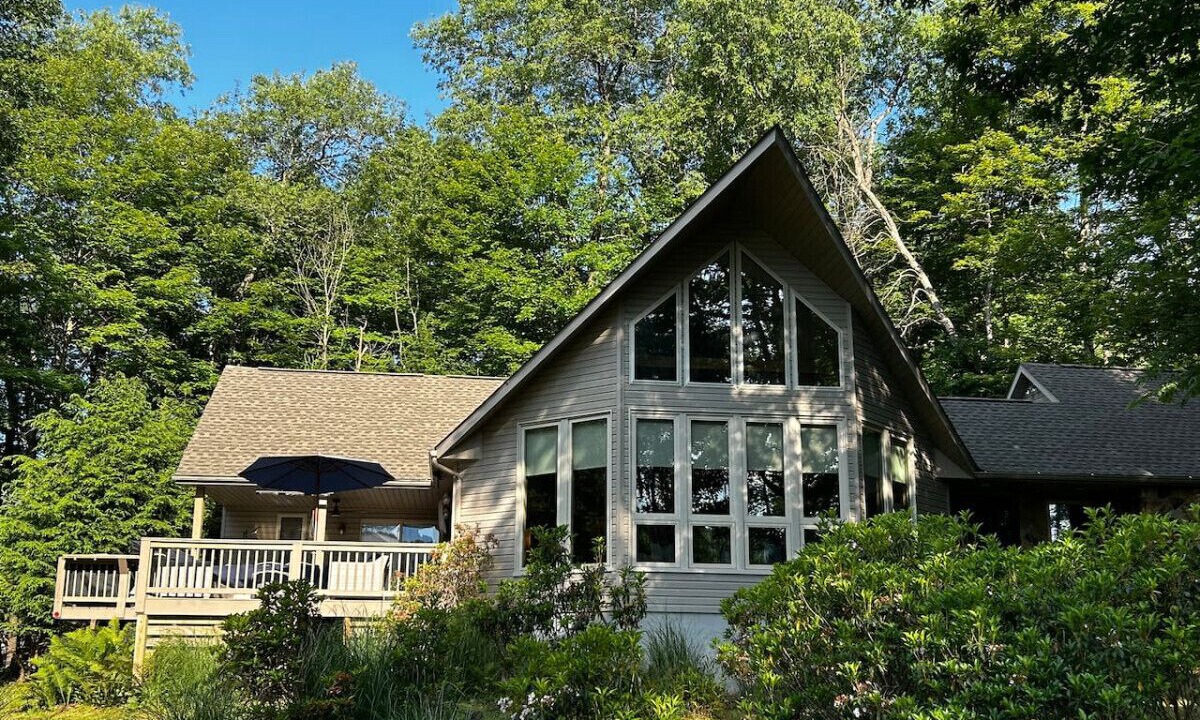 Photo of Outdoor in Alpine Lake