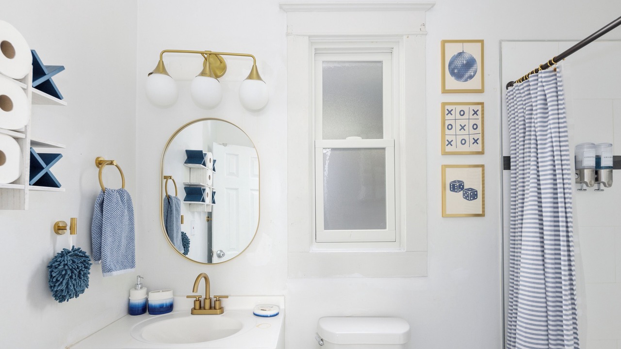 Photo of Bathroom in Lincoln Park