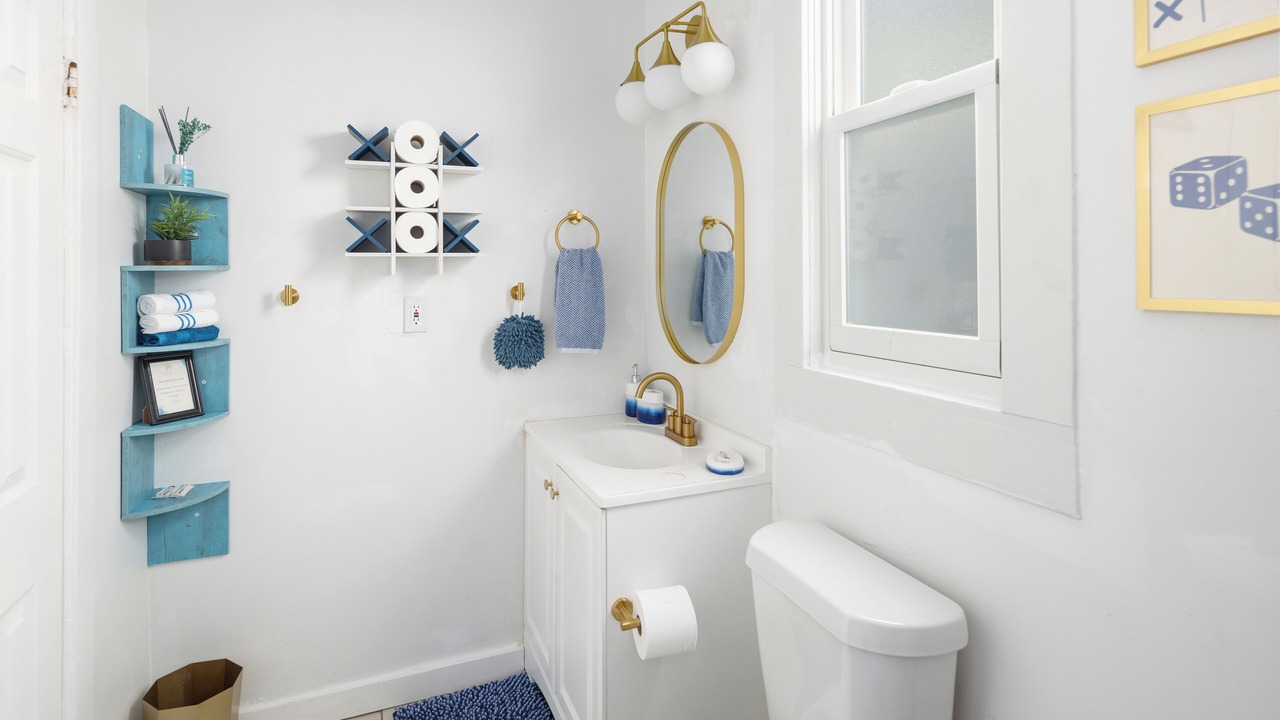 Photo of Bathroom in Lincoln Park