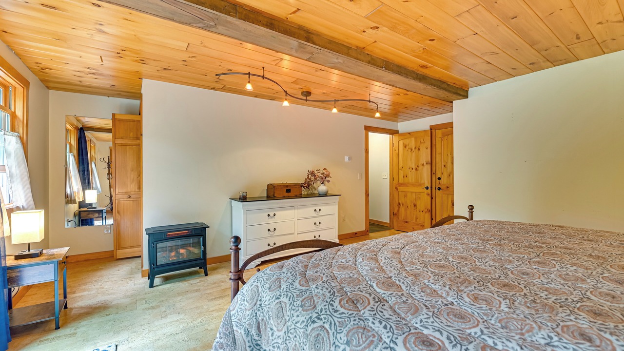 Photo of Bedroom in Old Forge