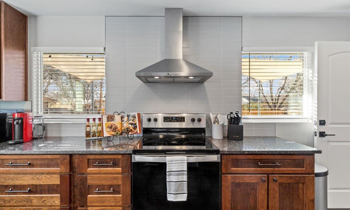 Photo of Kitchen in Jewell Heights - Hoffman Heights