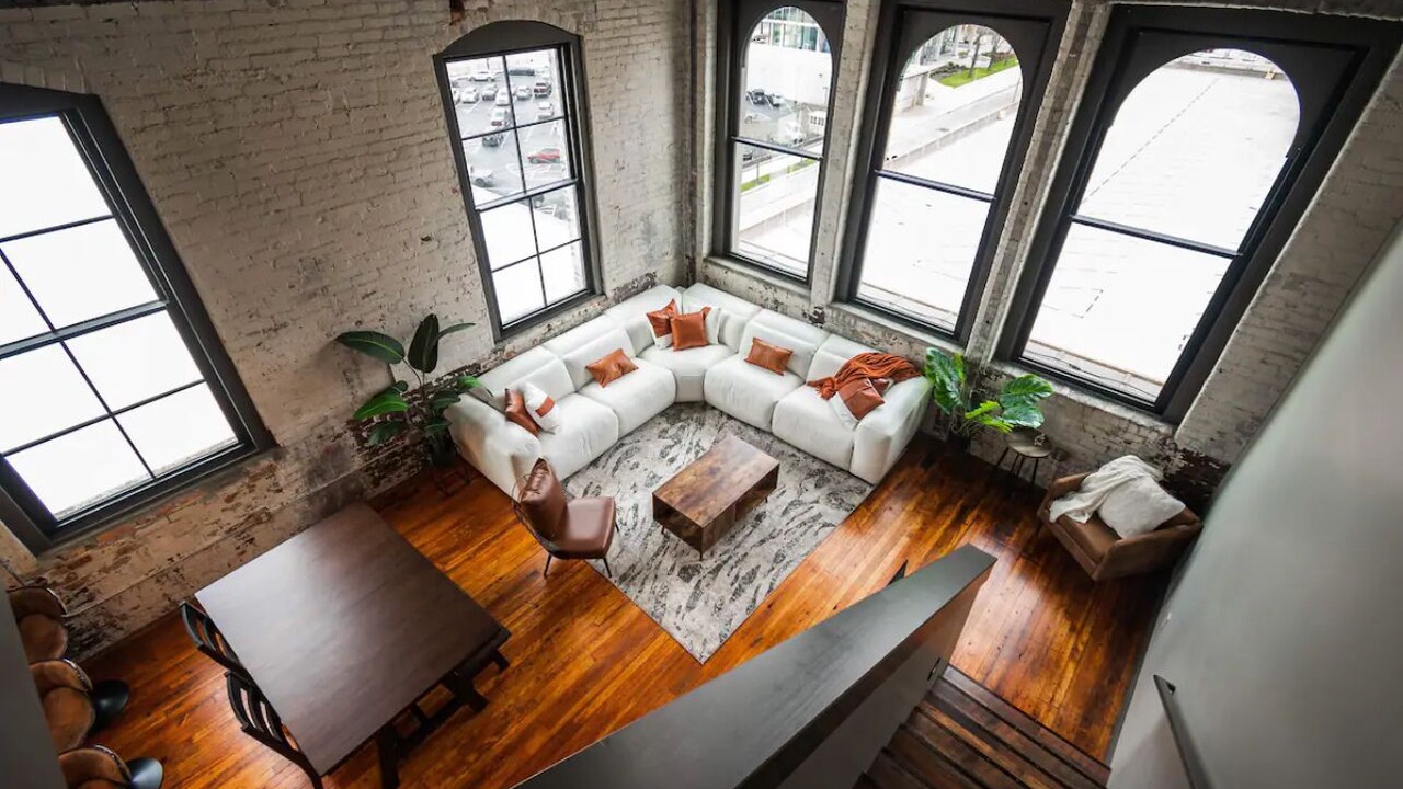 Photo of Livingroom in Downtown Toledo