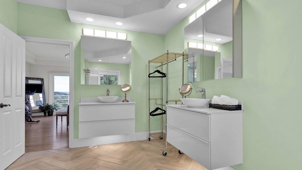Photo of Bathroom in Mountain Shadows
