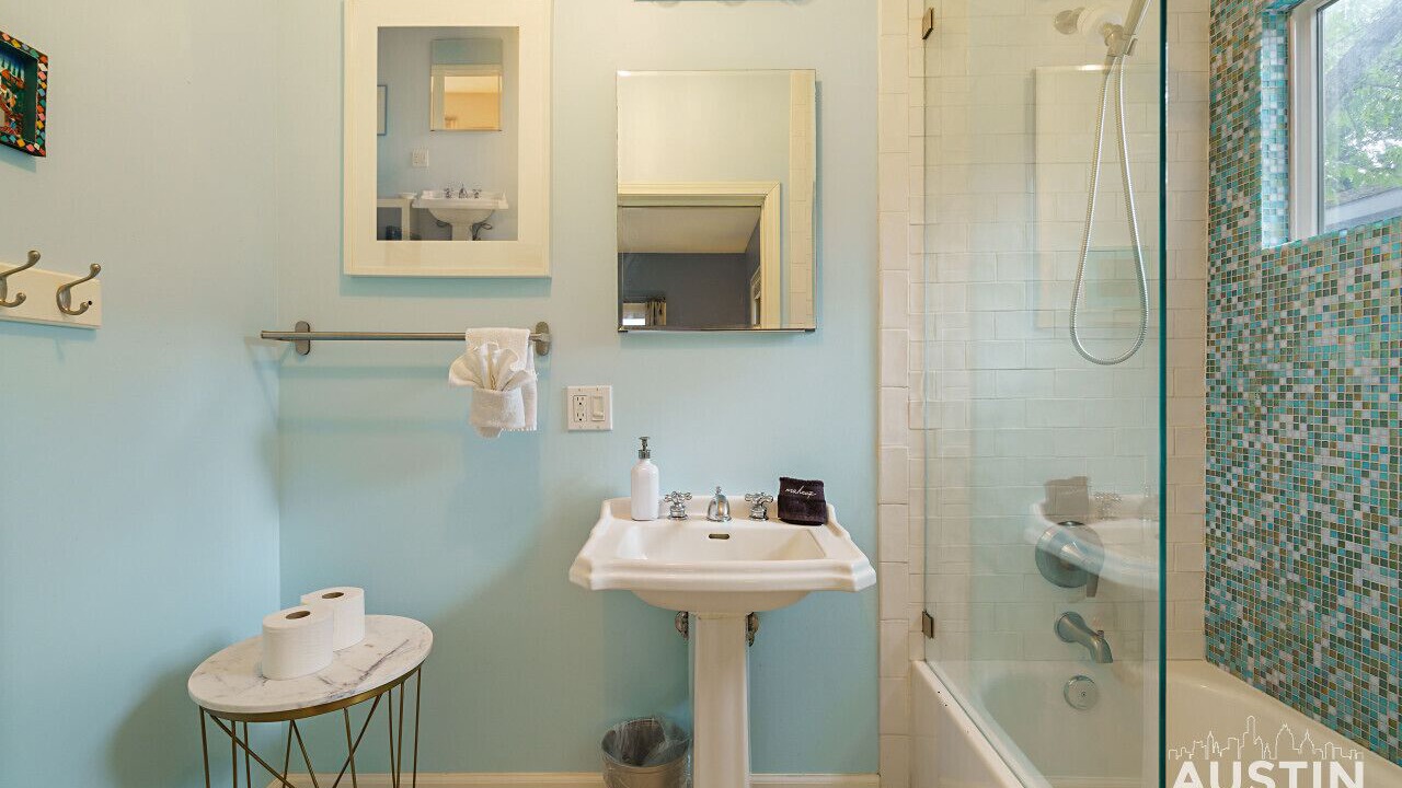 Photo of Bathroom in Barton Heights