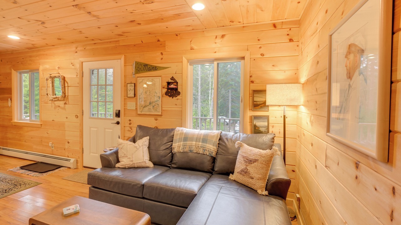 Photo of Livingroom in Prospect Harbor
