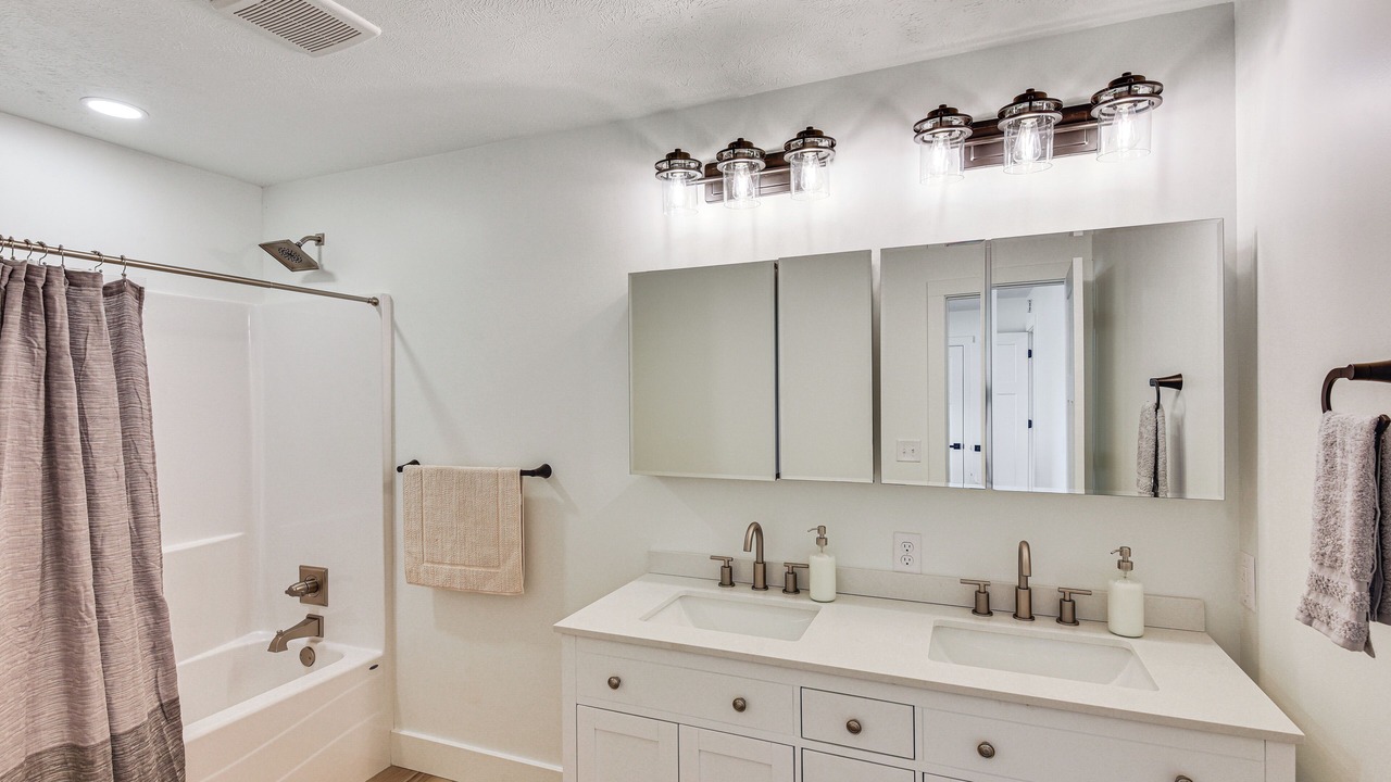 Photo of Bathroom in Middlebury