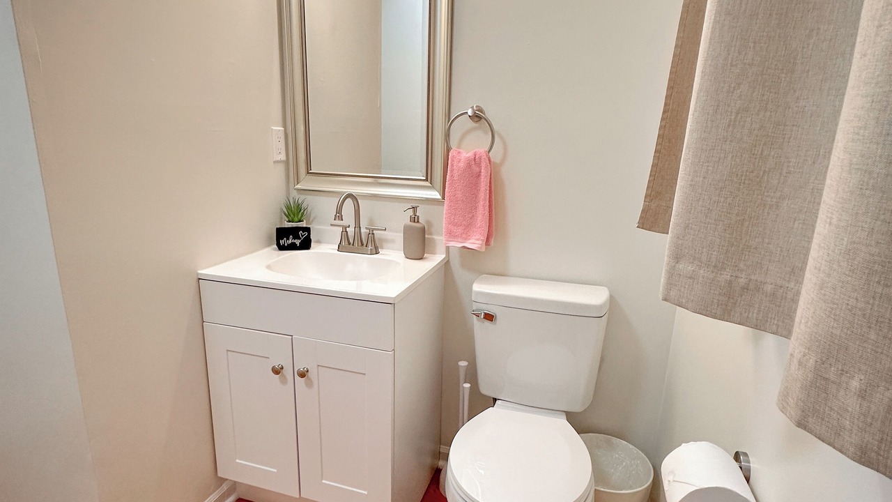 Photo of Bathroom in University District