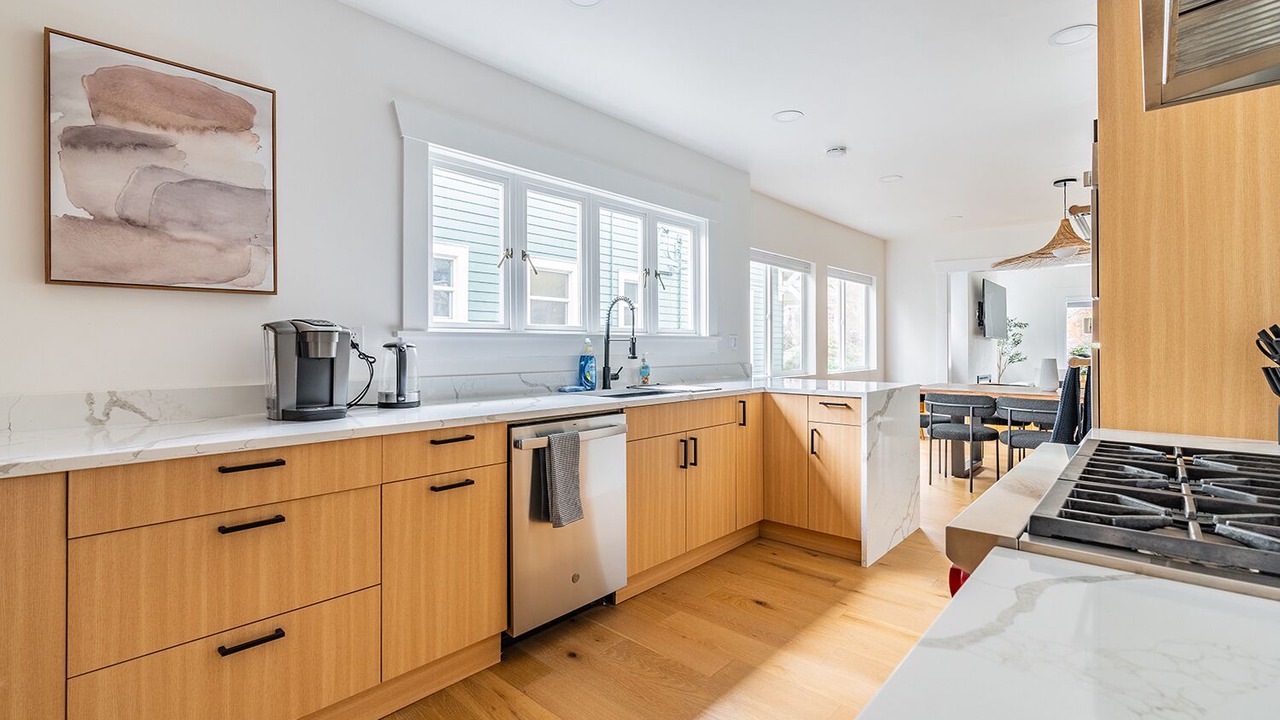 Photo of Kitchen in East Queen Anne