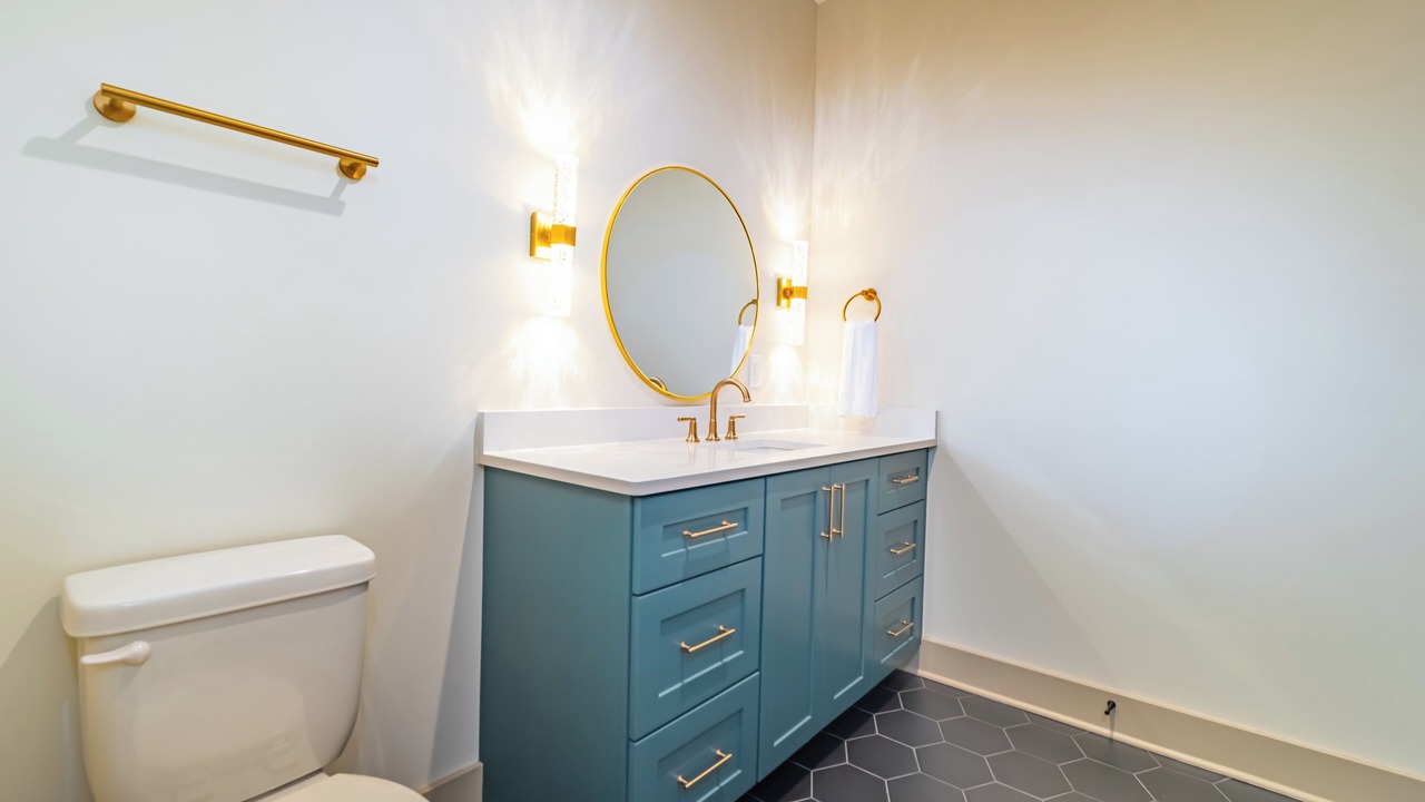Photo of Bathroom in Eighth Avenue