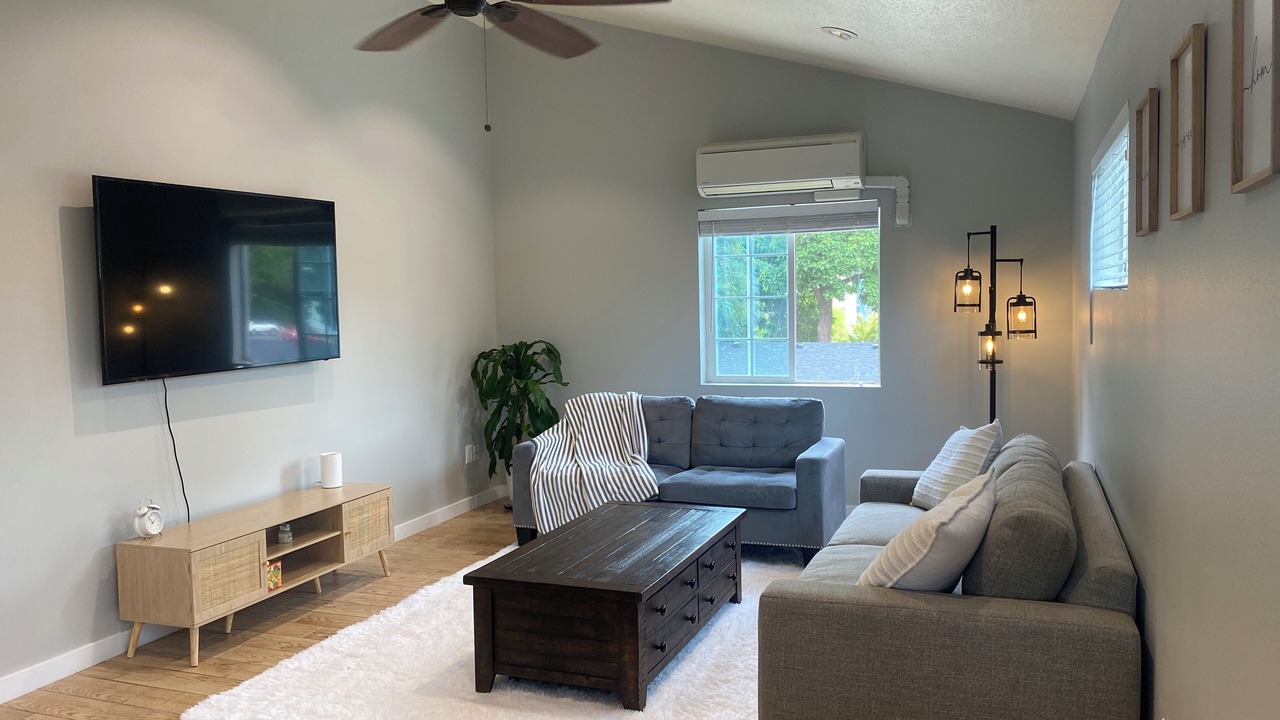 Photo of Livingroom in Beaverton