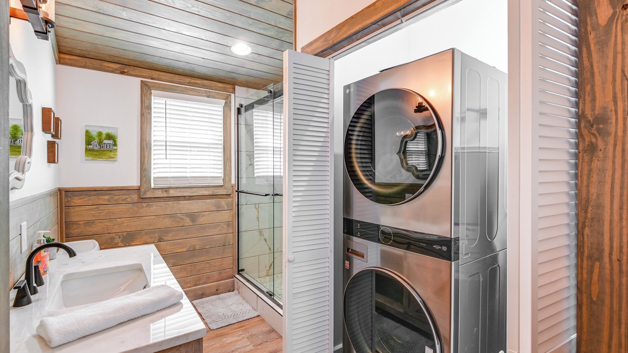 Photo of Bathroom in Whites Creek