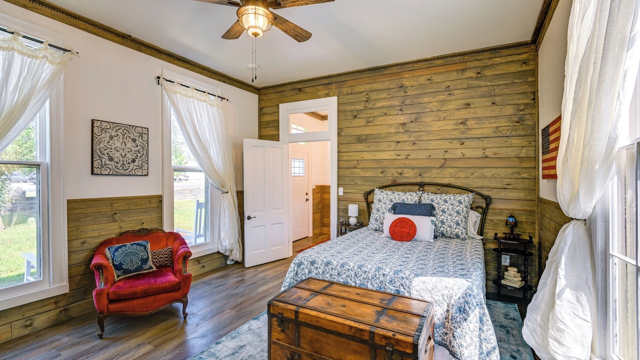 Photo of Bedroom in Whites Creek