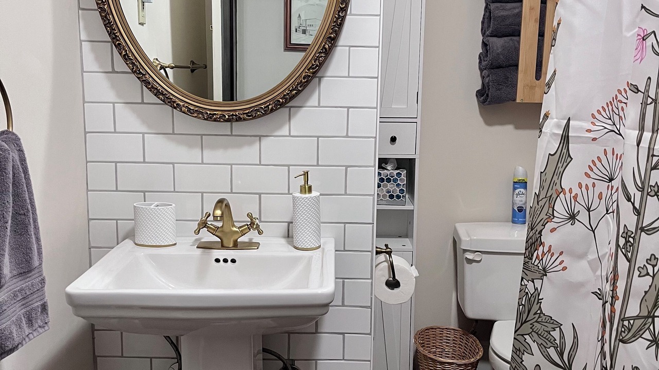 Photo of Bathroom in Tipton