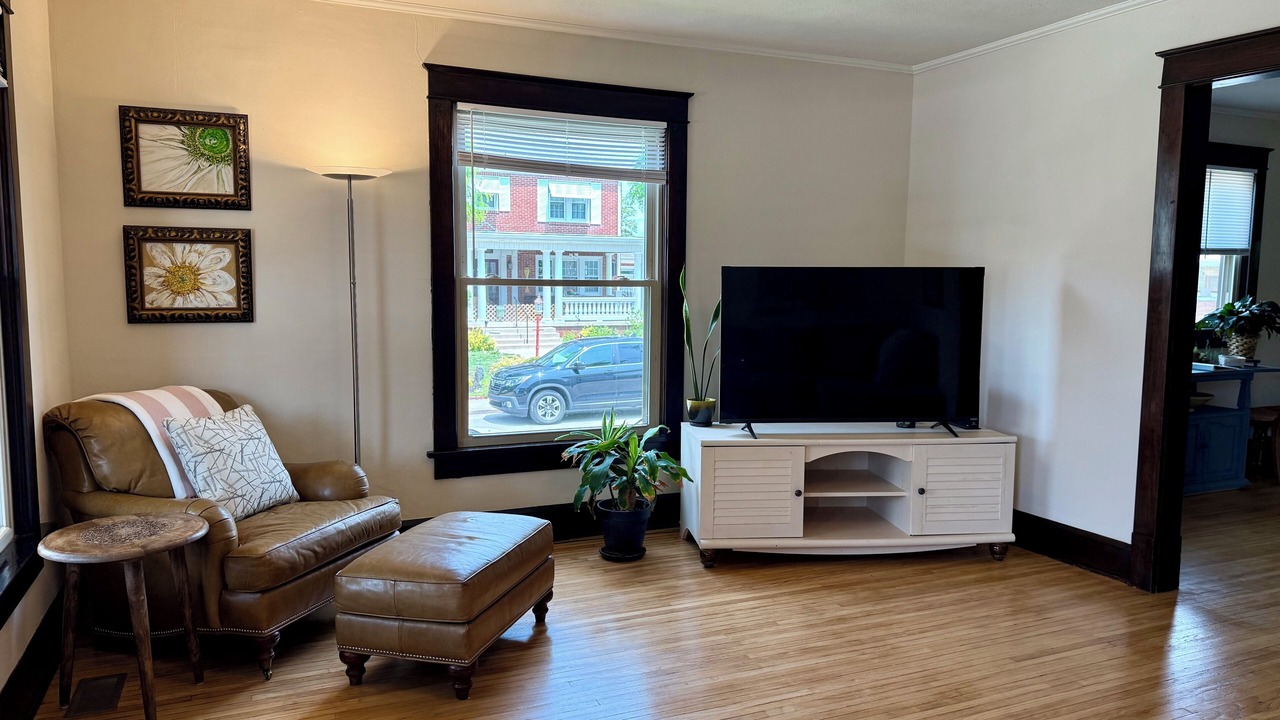 Photo of Livingroom in Tipton