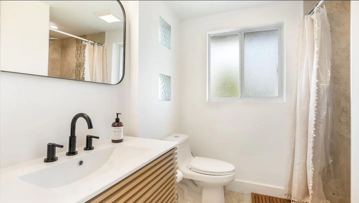 Photo of Bathroom in Riverside Park
