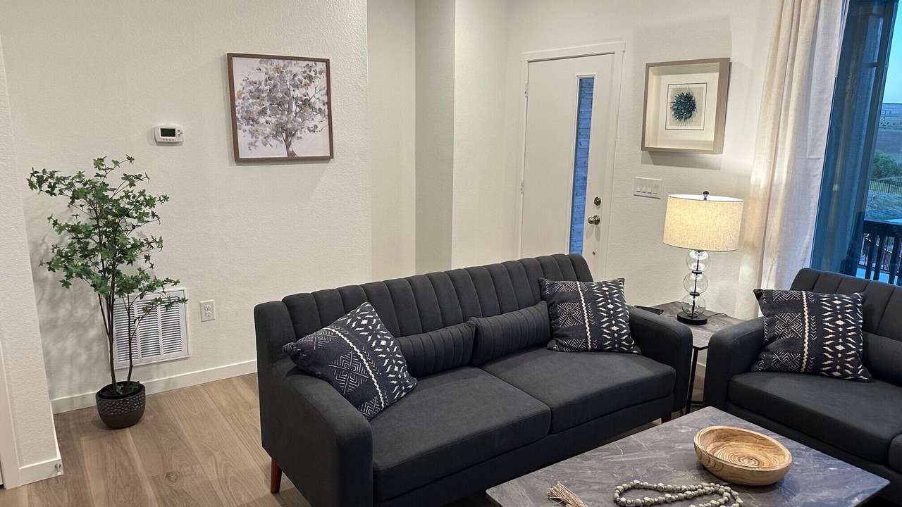 Photo of Livingroom in Arvada