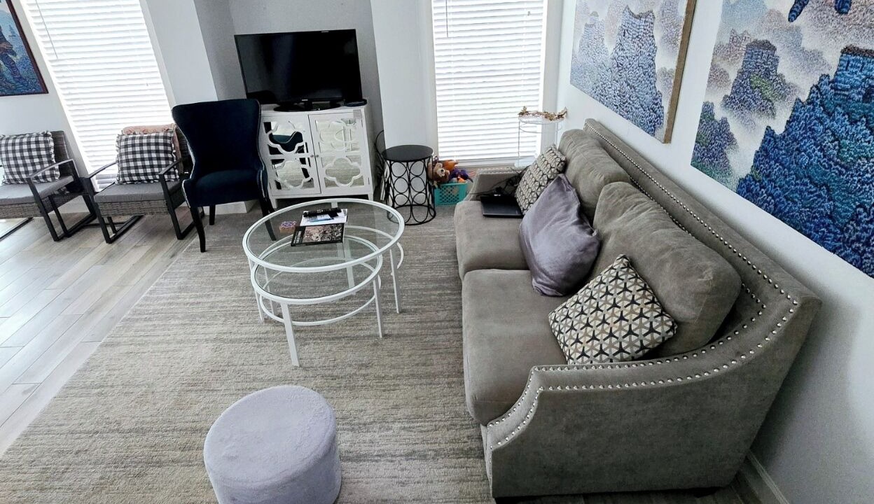 Photo of Livingroom in Memorial