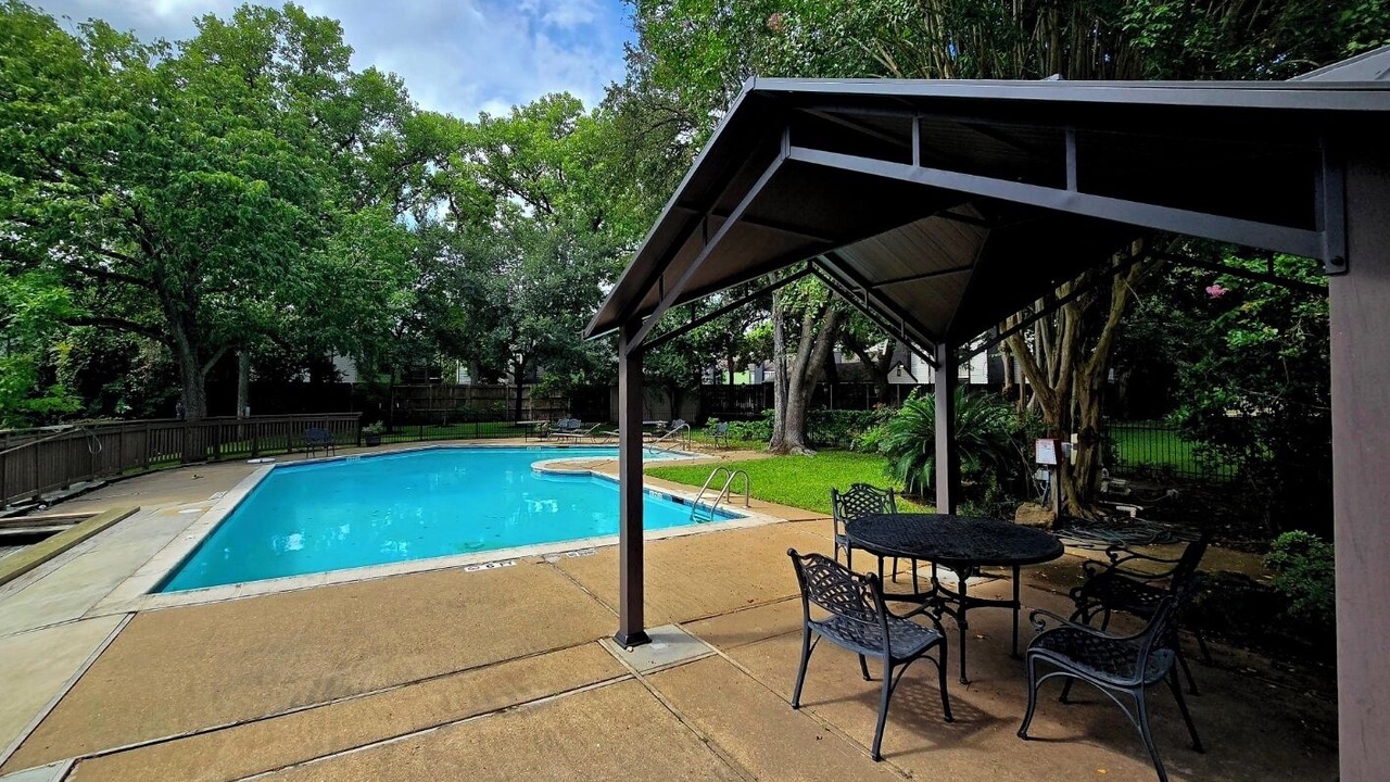 Photo of Outdoor in Memorial