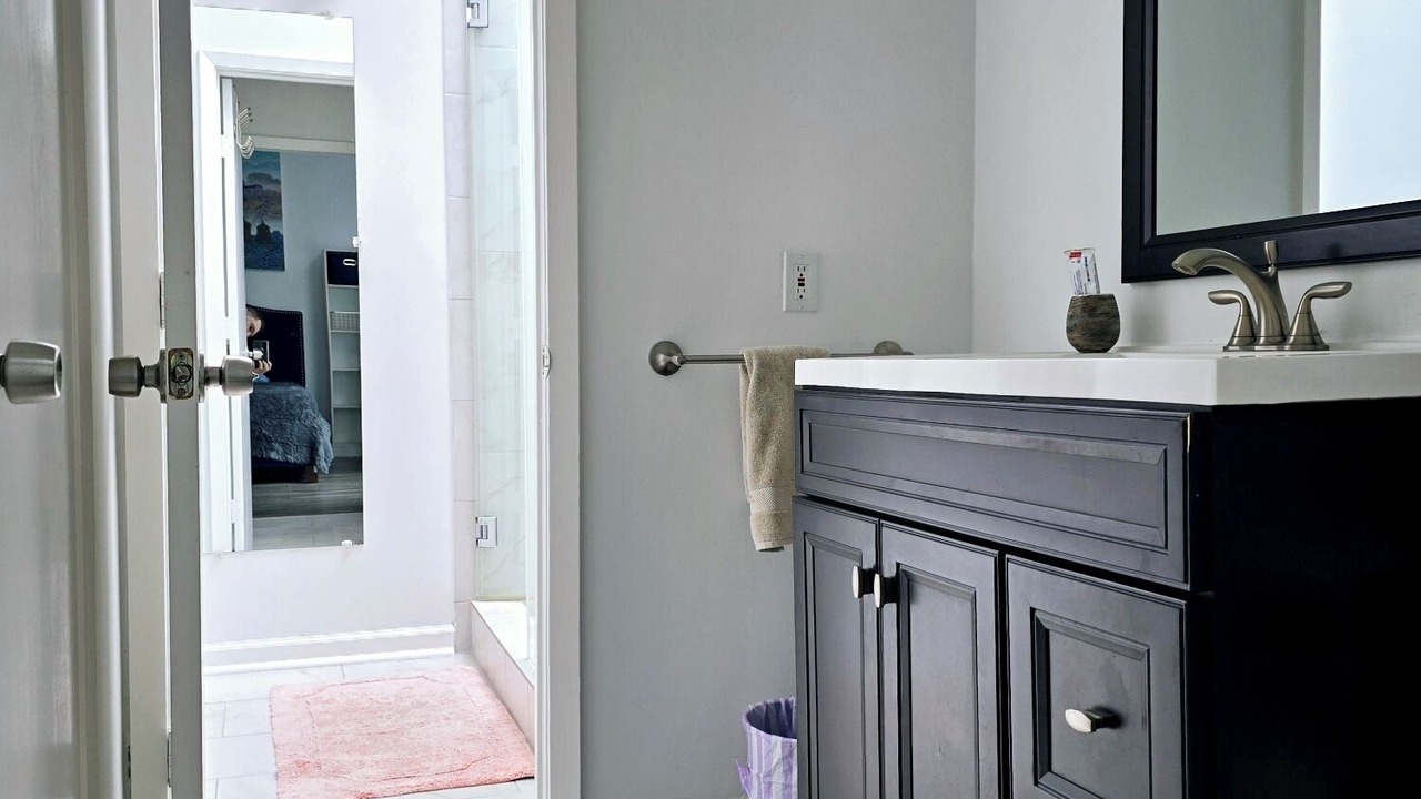 Photo of Bathroom in Memorial
