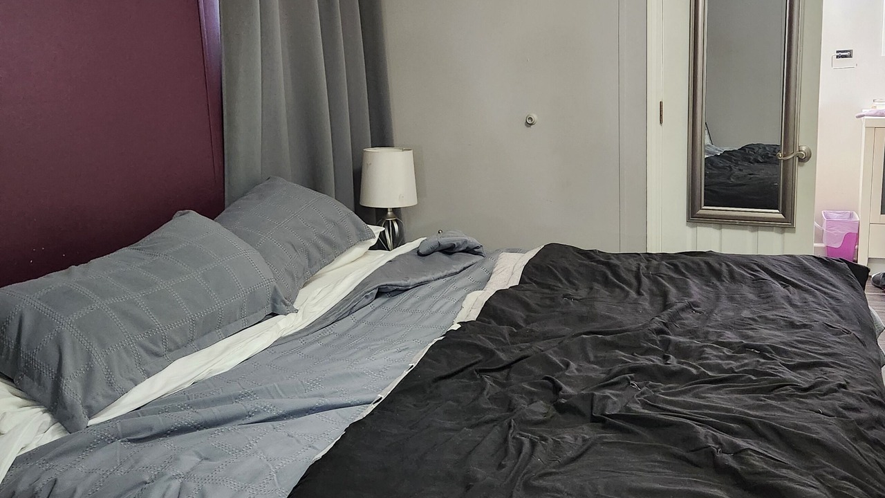 Photo of Bedroom in Star City