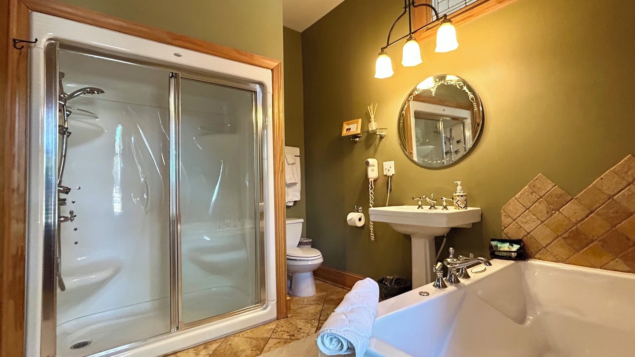 Photo of Bathroom in Adamstown