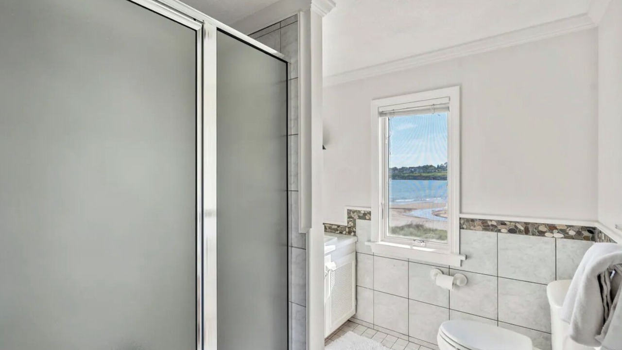 Photo of Bathroom in Bonnet Shores