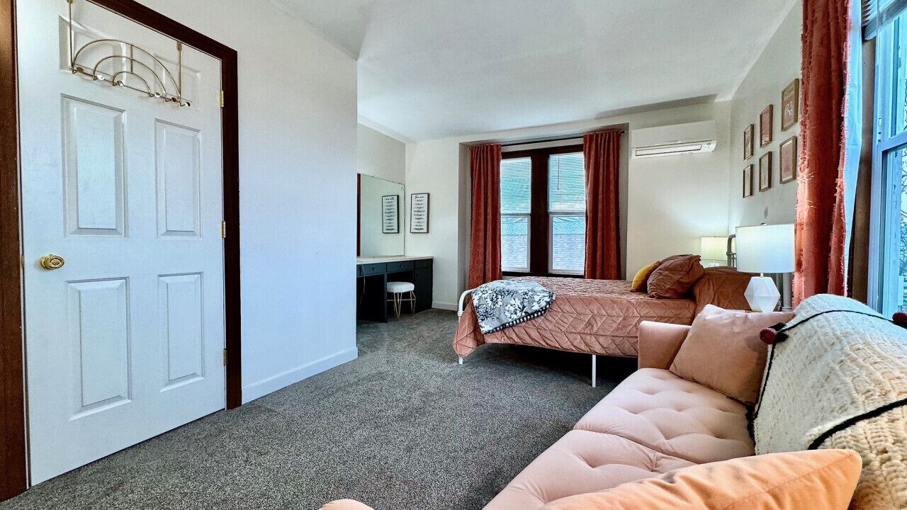 Photo of Livingroom in Lewiston