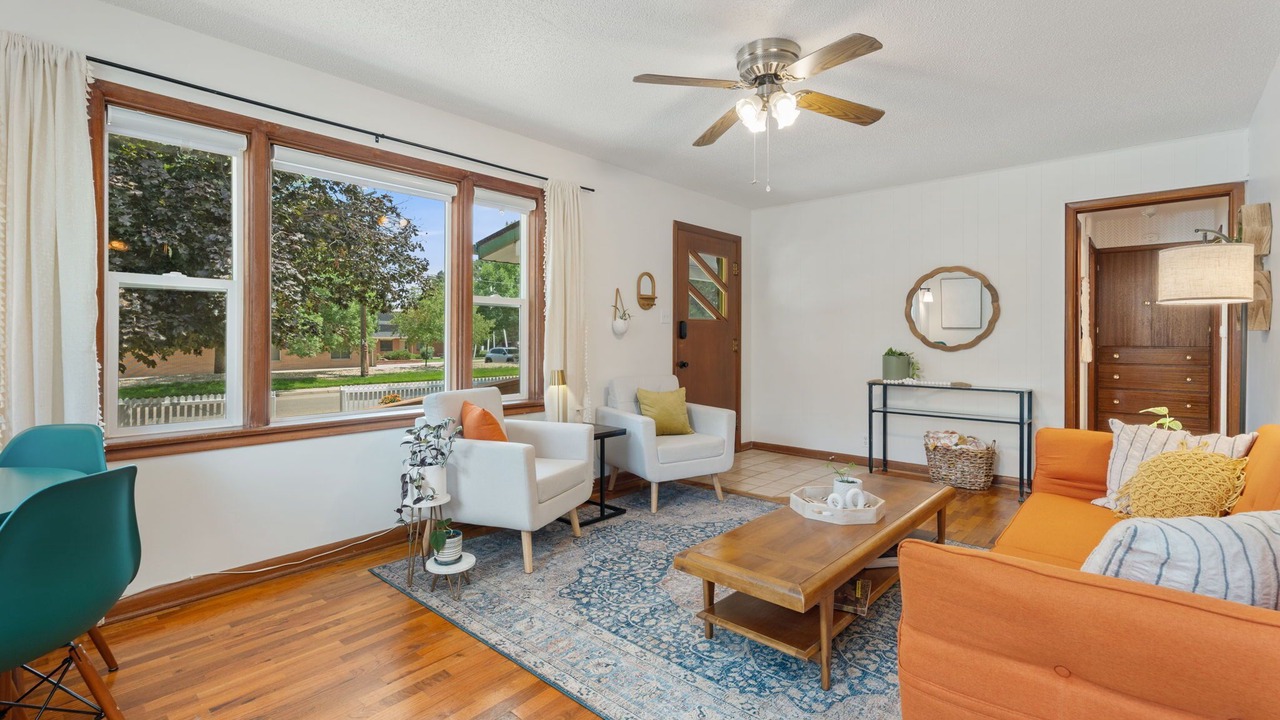Photo of Livingroom in Longmont