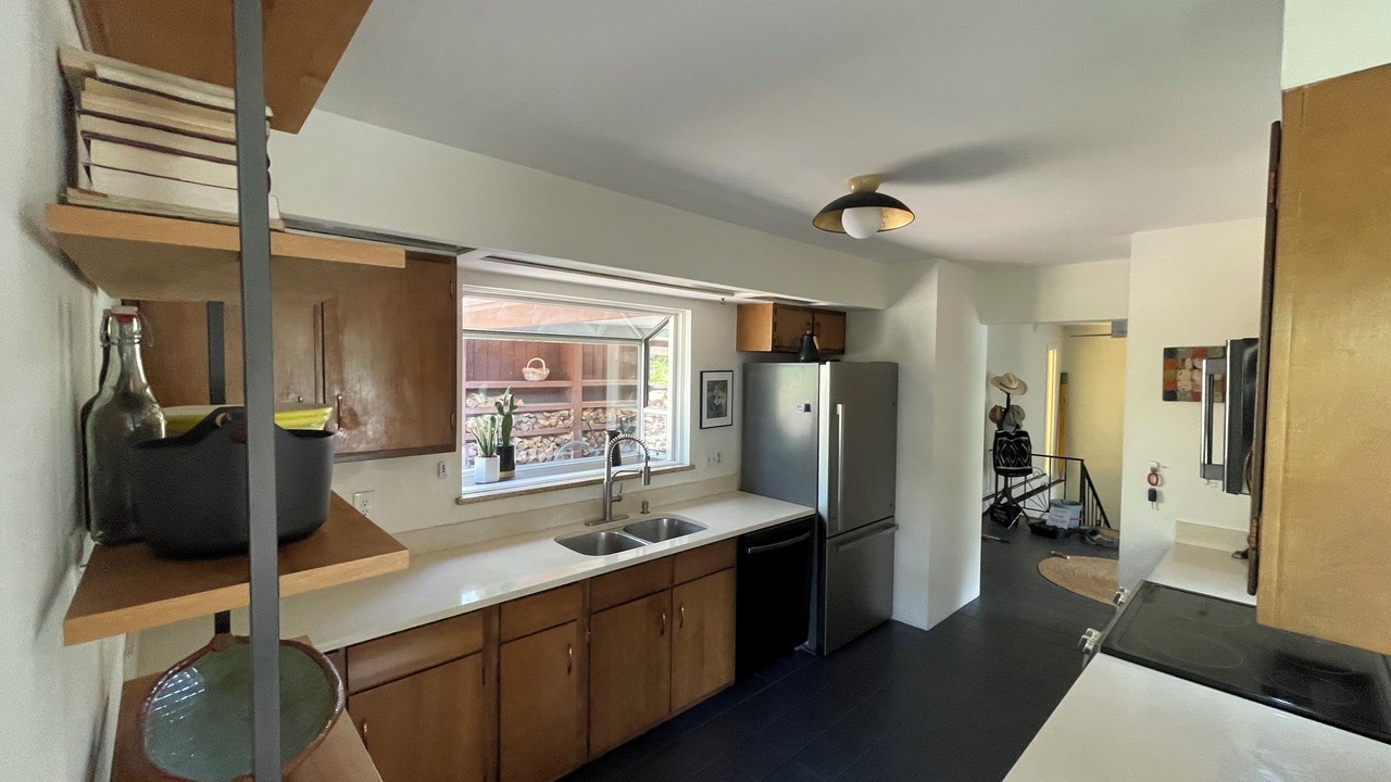 Photo of Kitchen in Jamestown