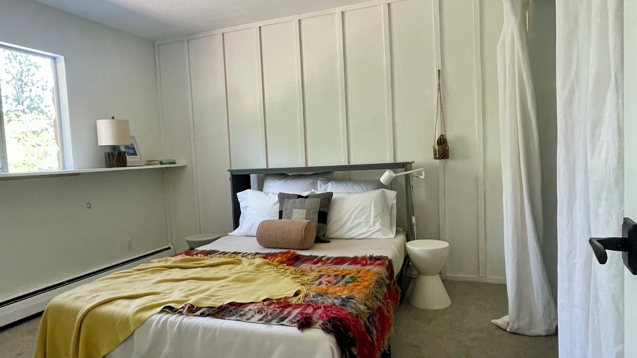 Photo of Bedroom in Jamestown