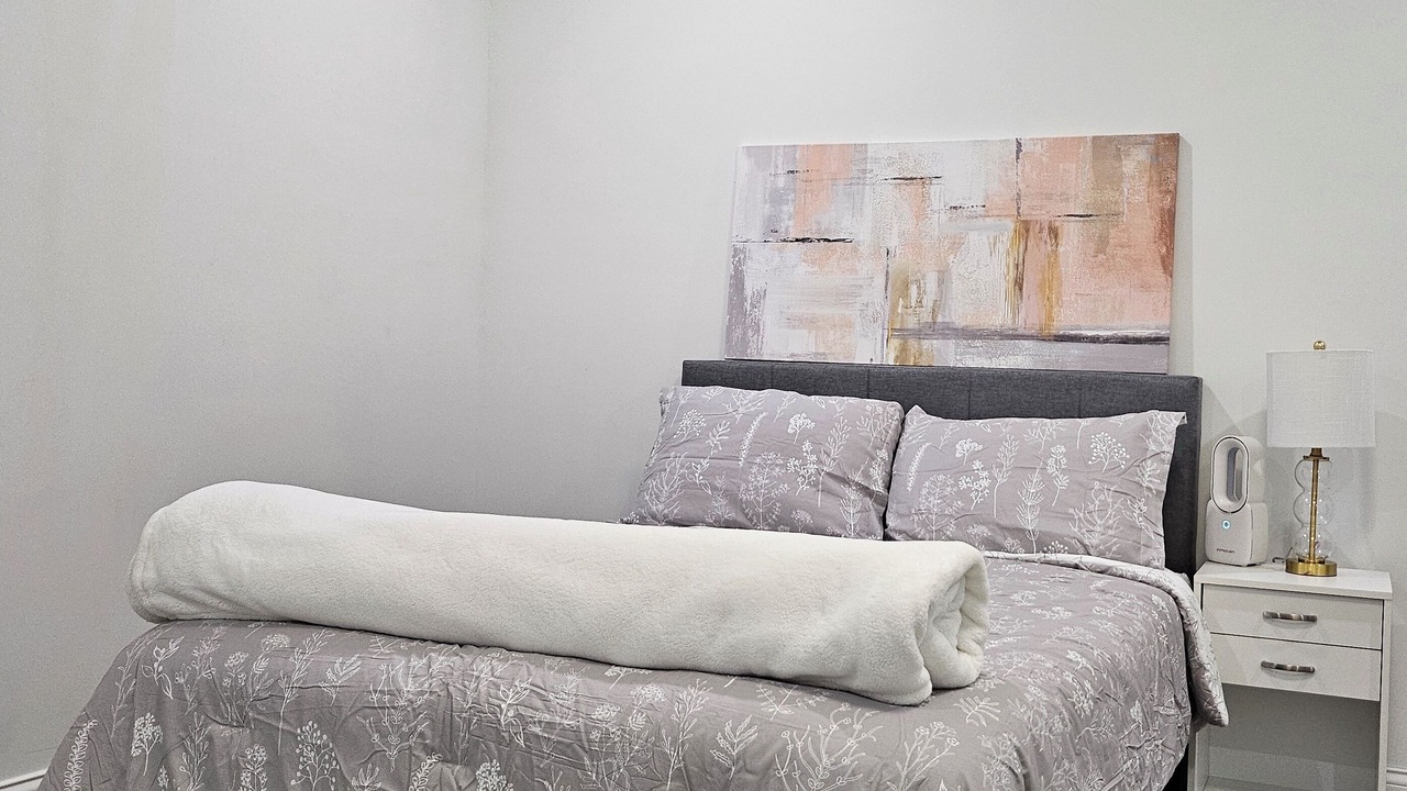 Photo of Bedroom in Wheeling