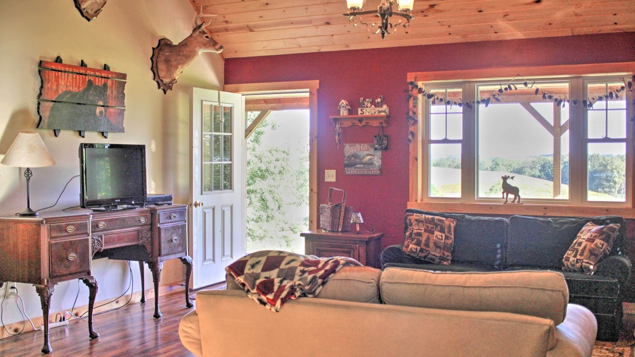 Photo of Livingroom in Chautauqua