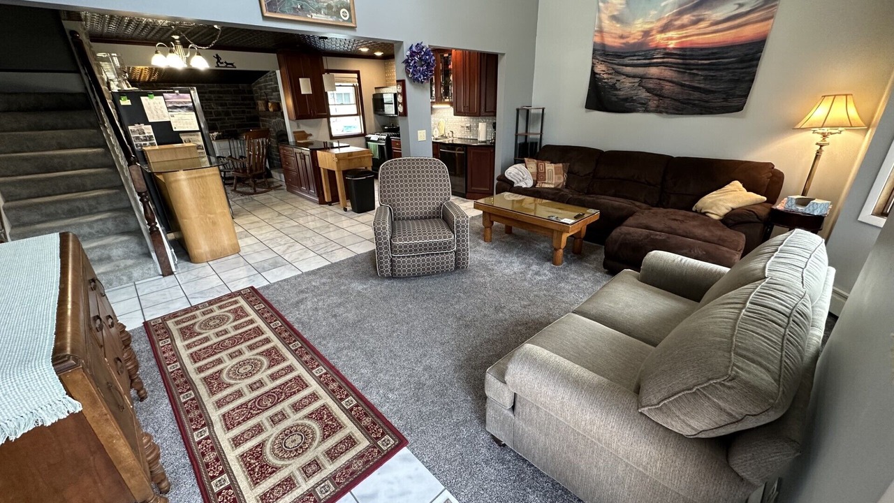 Photo of Livingroom in Lake Erie Beach