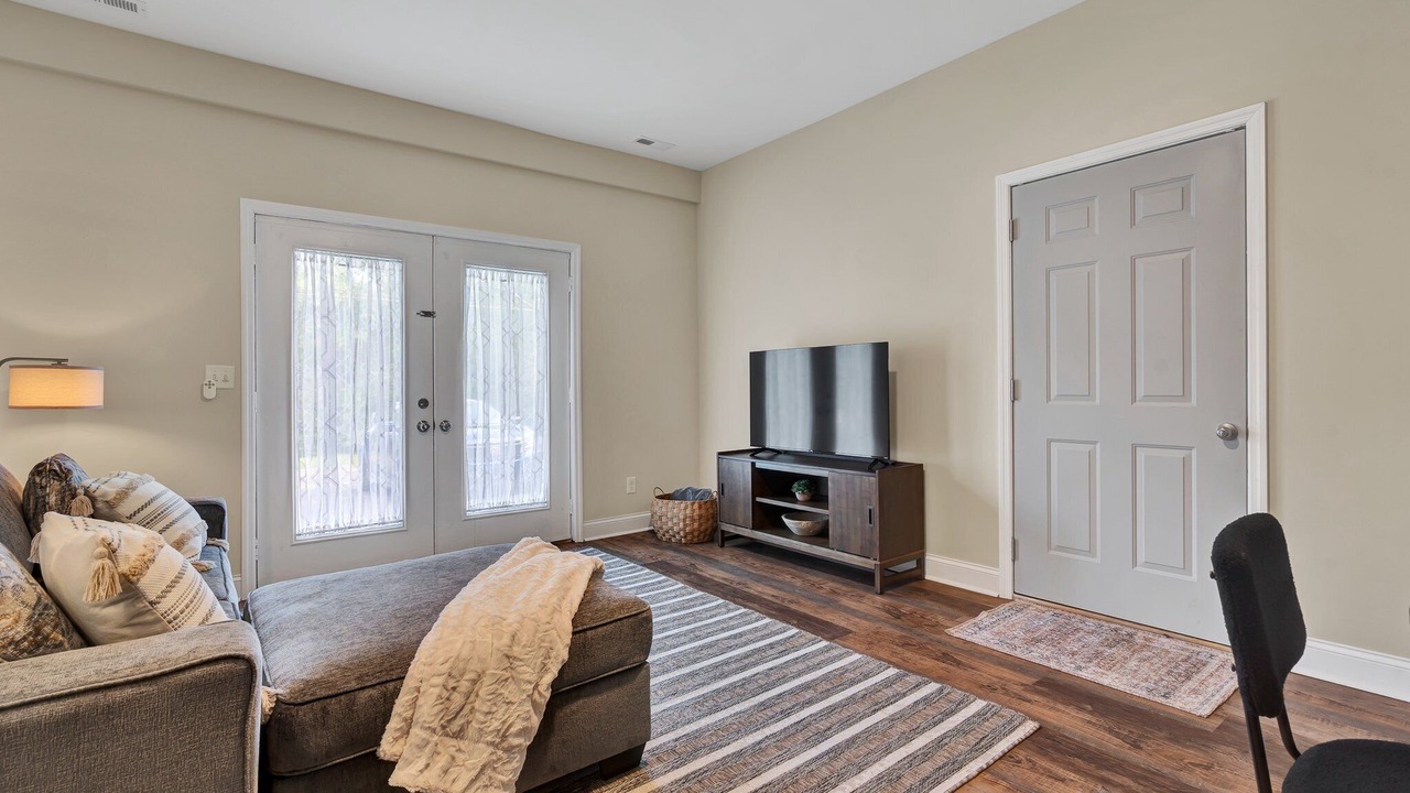 Photo of Livingroom in Collegedale