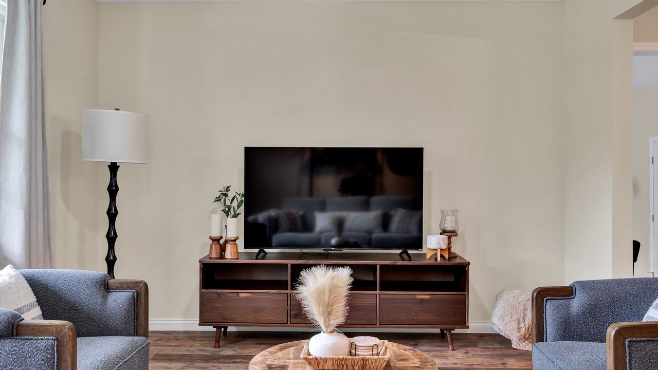 Photo of Livingroom in Collegedale