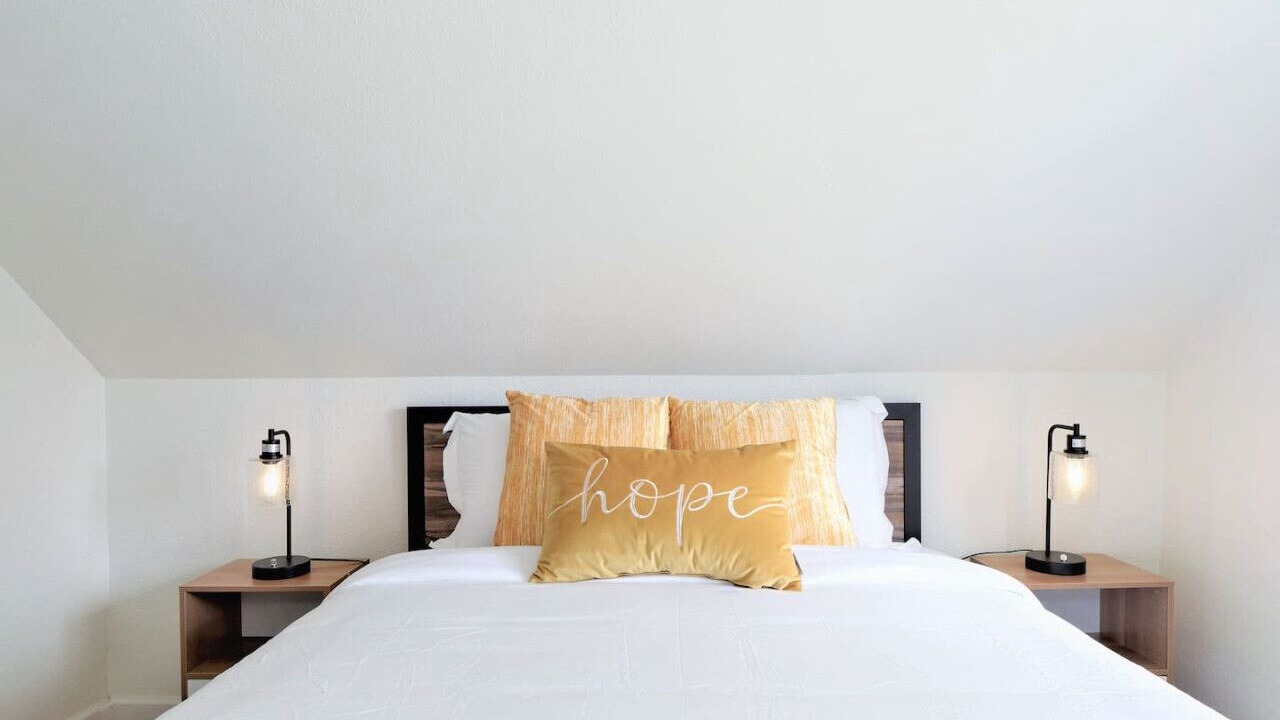Photo of Bedroom in Greenwood