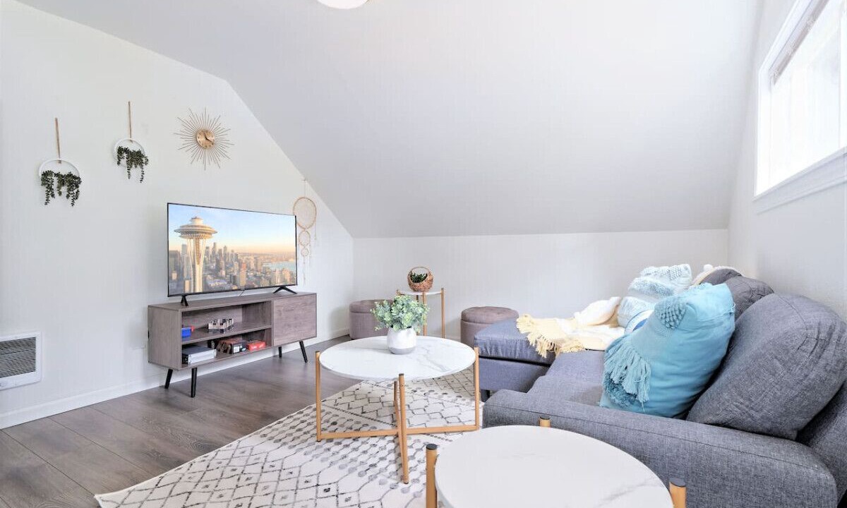 Photo of Livingroom in Greenwood