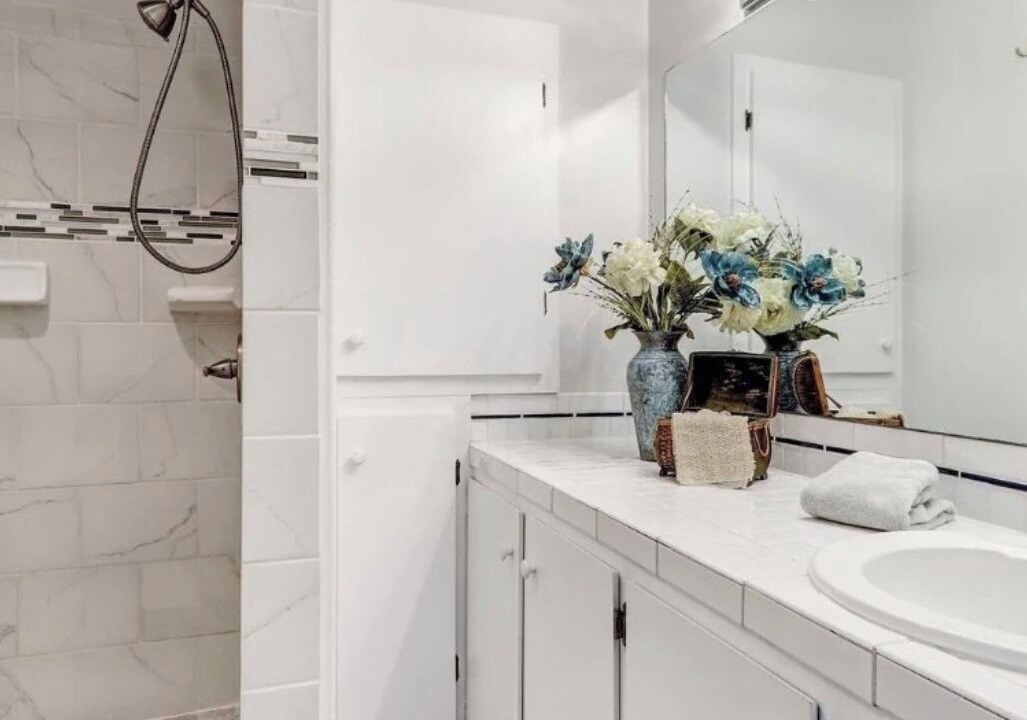 Photo of Bathroom in Bosque Farms