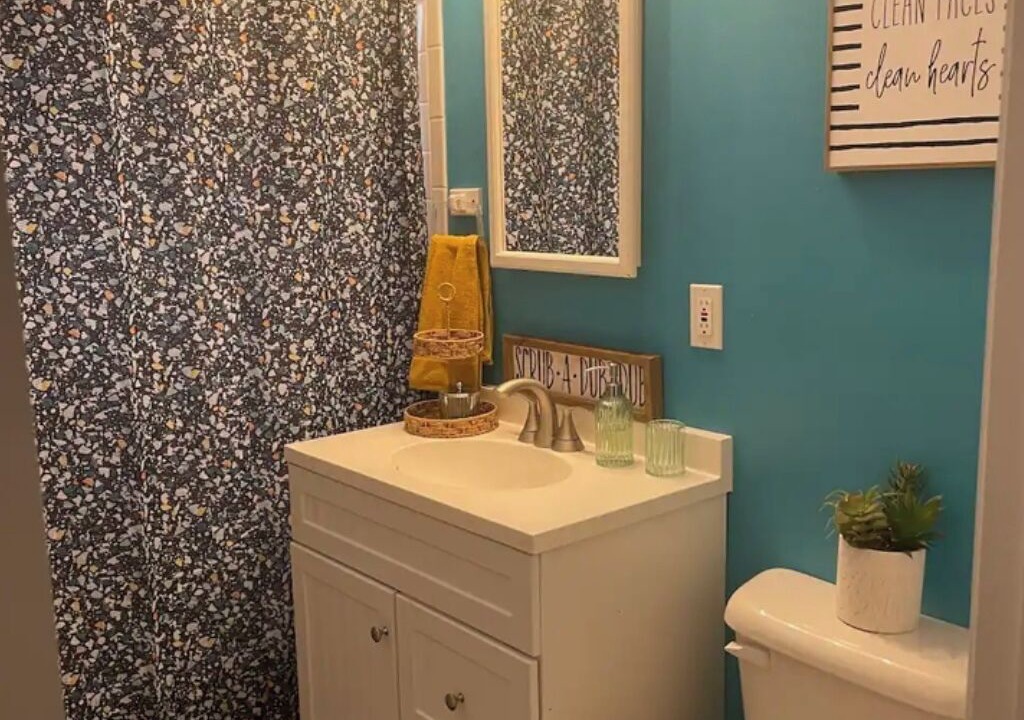 Photo of Bathroom in Bosque Farms