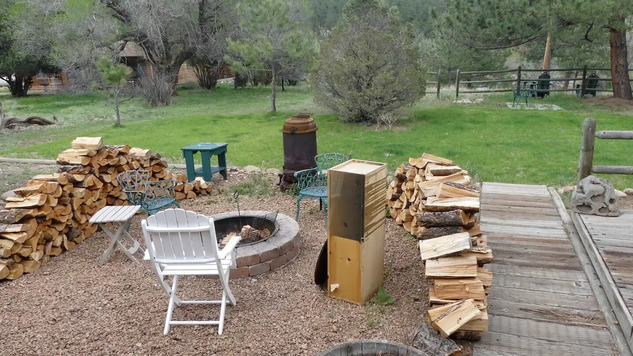 Photo of Outdoor in Deckers