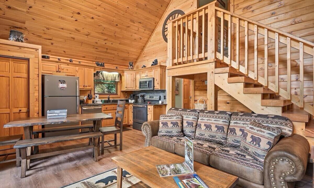Photo of Livingroom in Black Bear Falls