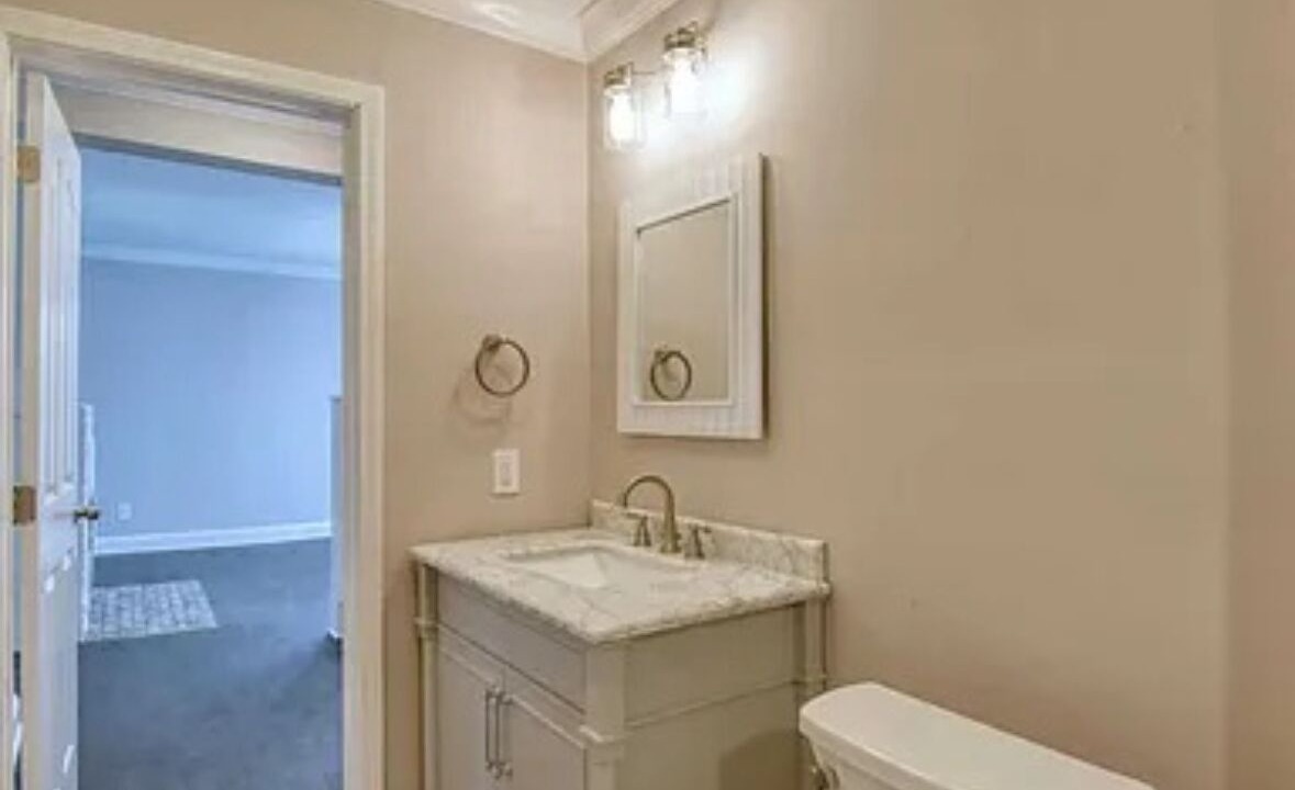 Photo of Bathroom in Lenoir City